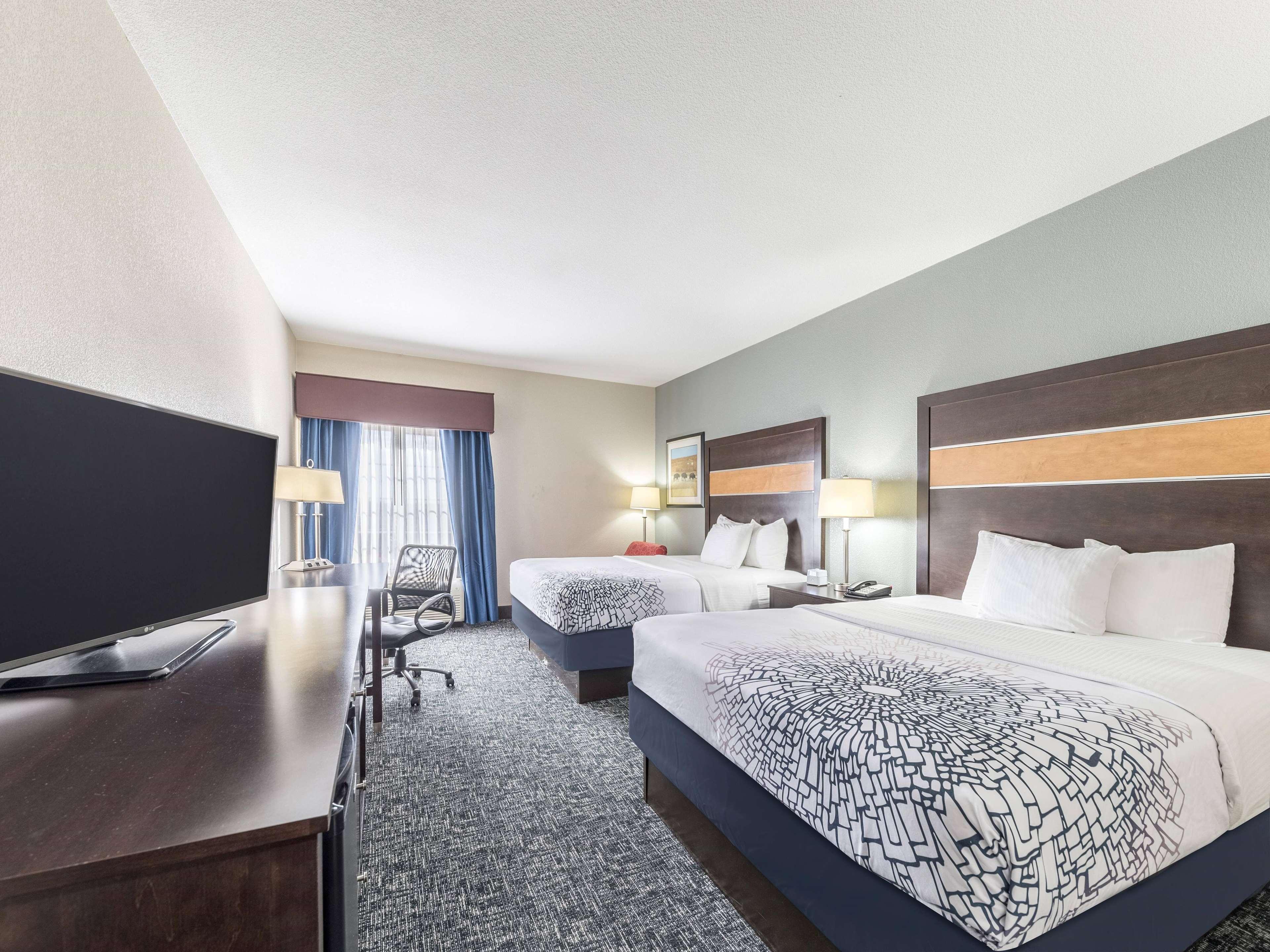 Hotel La Quinta By Wyndham Tulsa - 3*