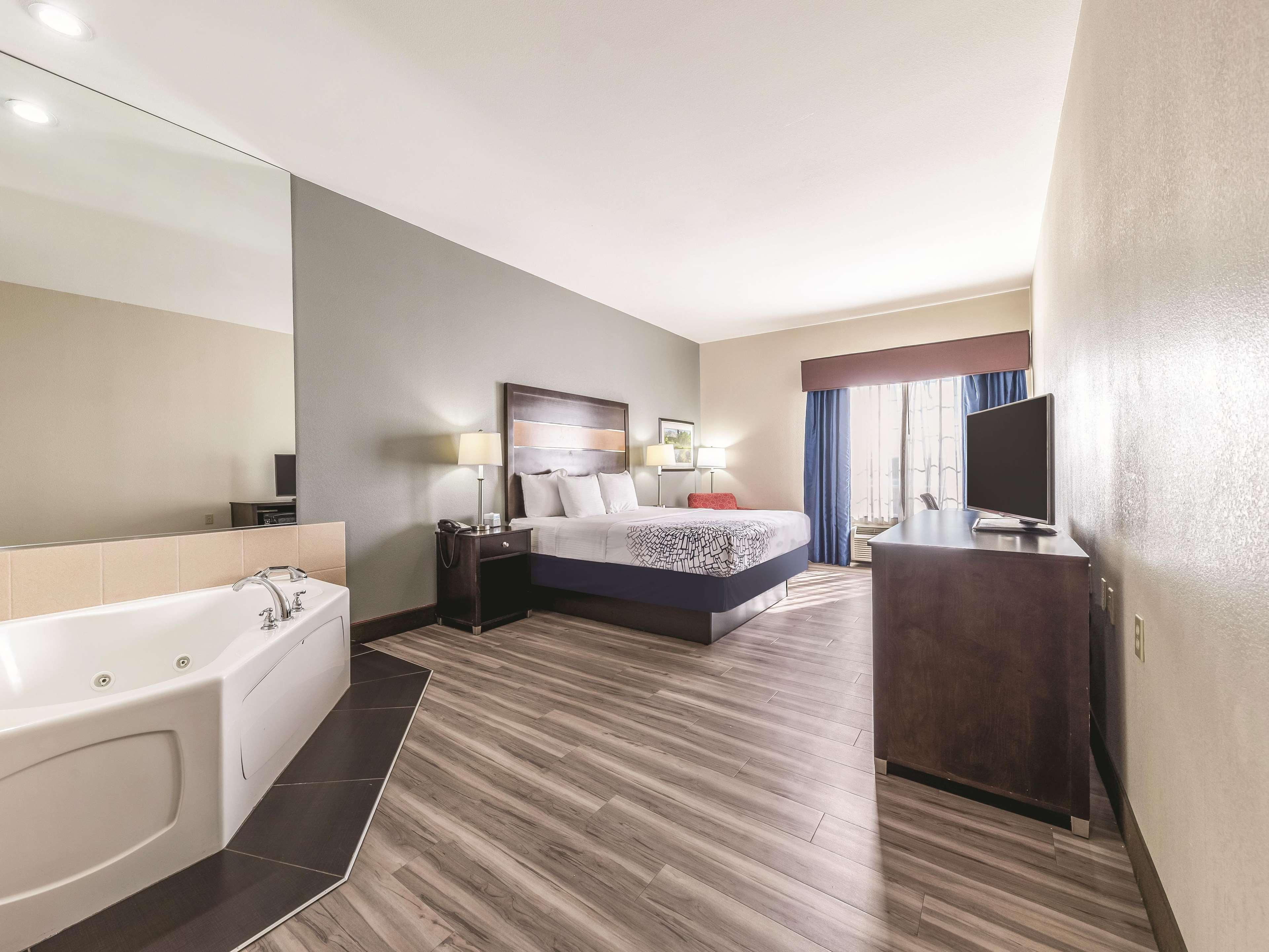 La Quinta By Wyndham Tulsa - Catoosa