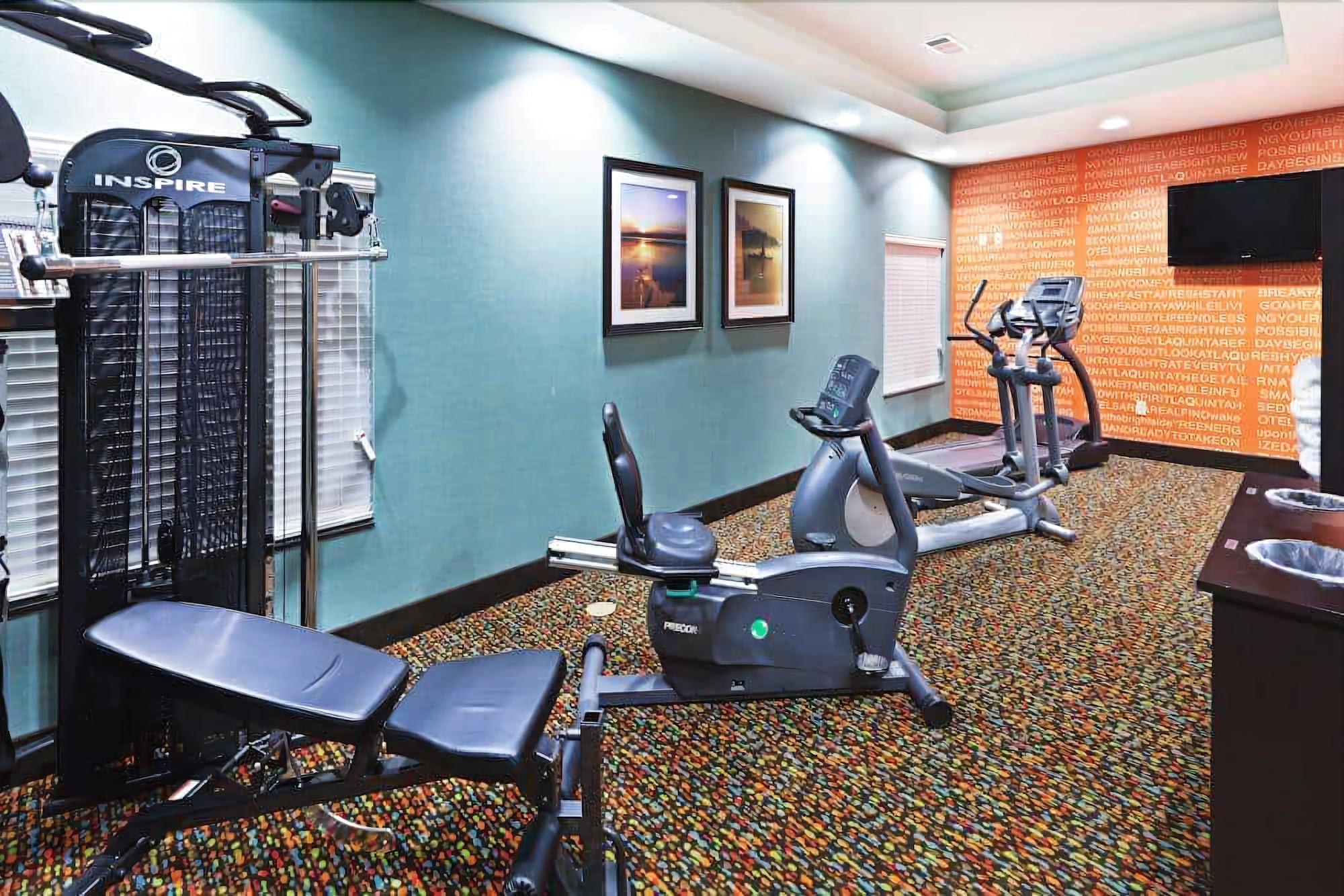 La Quinta By Wyndham Tulsa -
