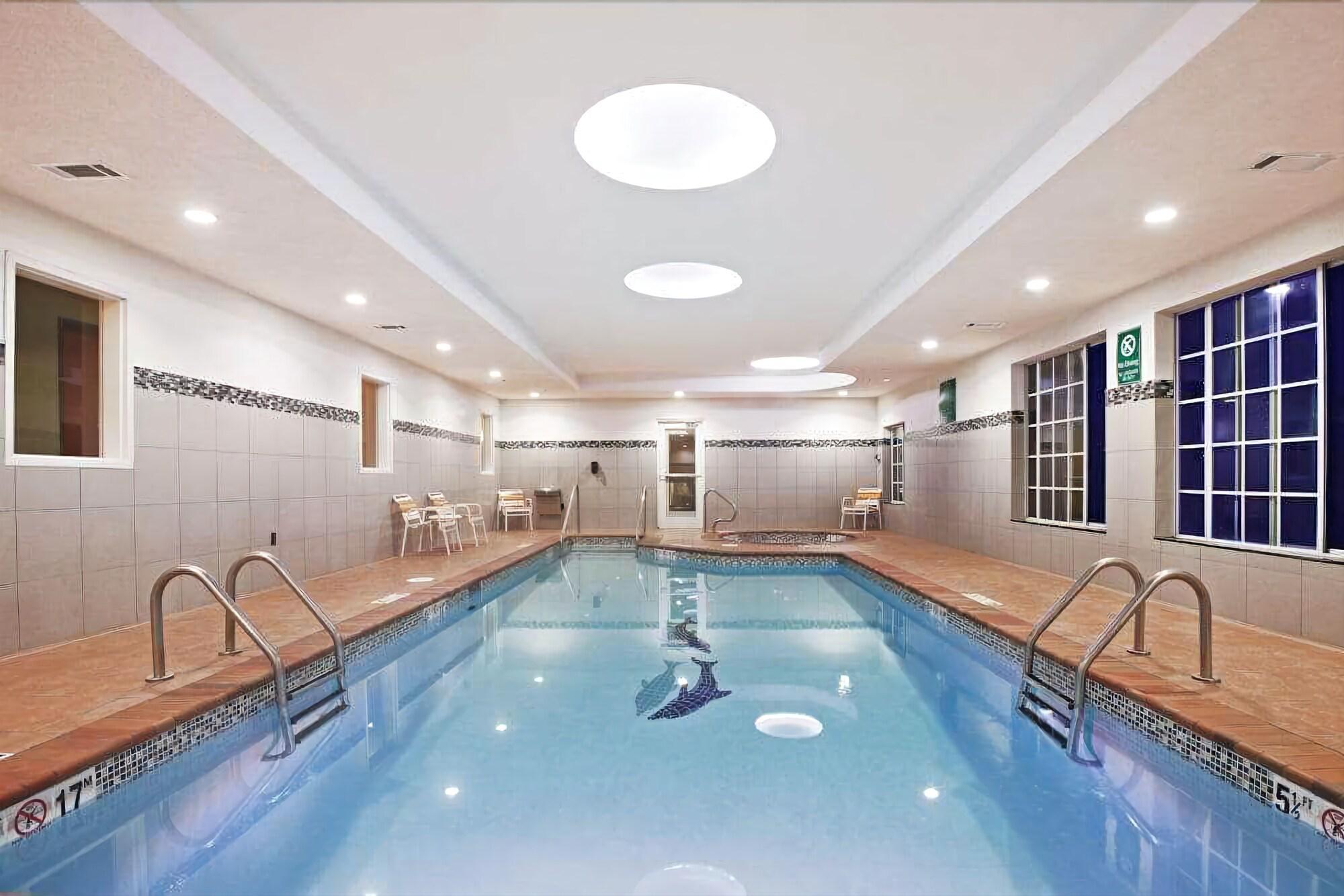 Hotel La Quinta By Wyndham Tulsa - Catoosa
