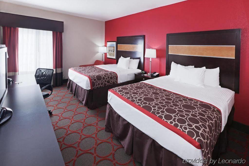 La Quinta By Wyndham Tulsa - 3*
